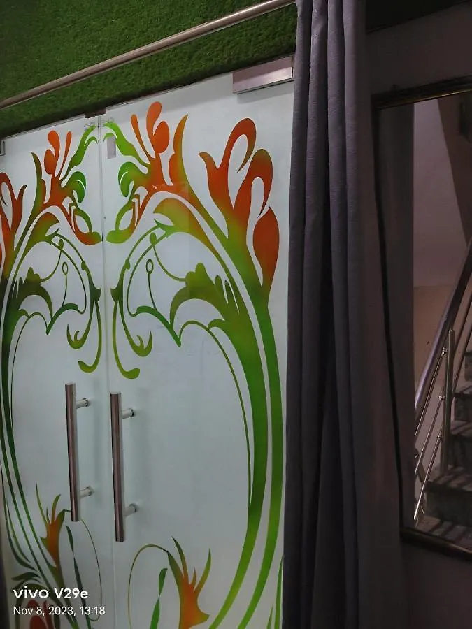 ***  Shree Madhvam Hotel Varanasi India